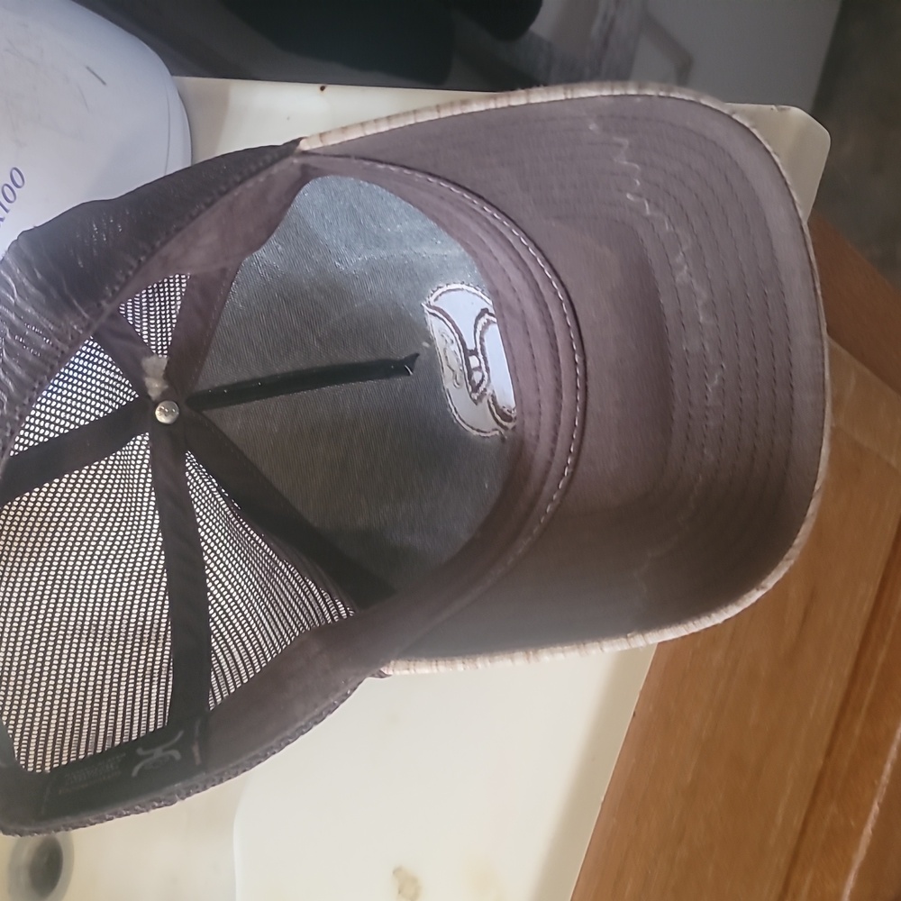 Hat - Picture 3 of 3